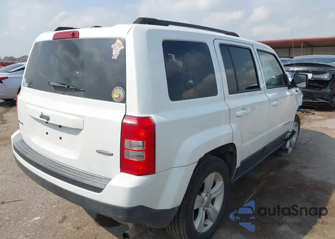 2016 Jeep Patriot Latitude z USA, uszkodzony, nr VIN 1C4NJRFB0GD696880